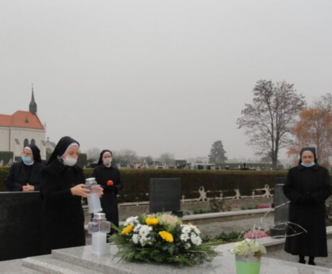 Otvorenje Godine majke M. Amadeje Pavlović u Đakovu
