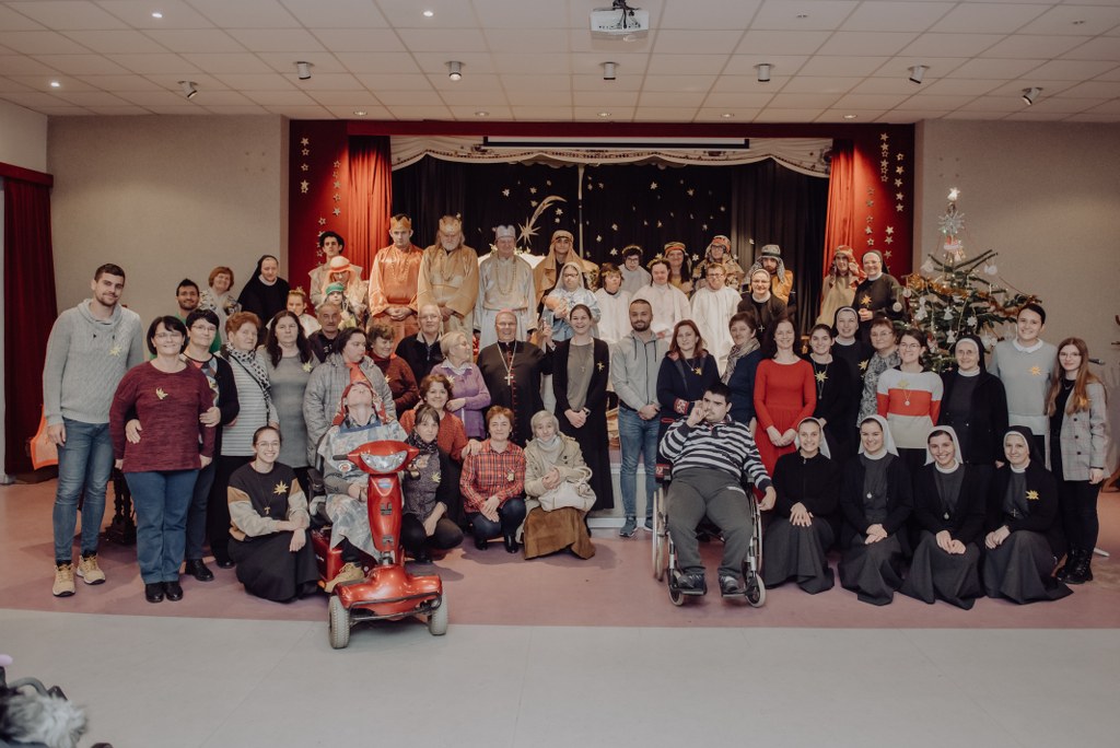 Trenutno pregledavate Božićna radost osoba s invaliditetom – 2021. godine