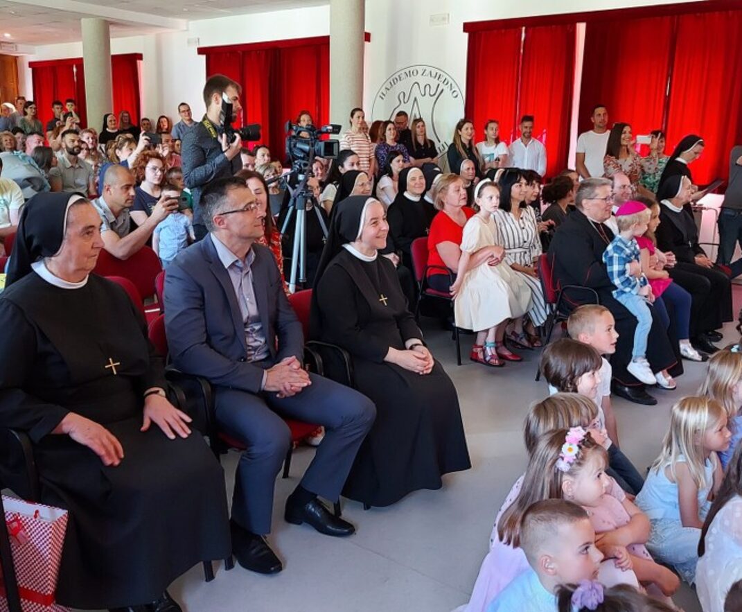Dvadeset i pet godina Dječjeg vrtića Sunčev sjaj – Nazaret Đakovo