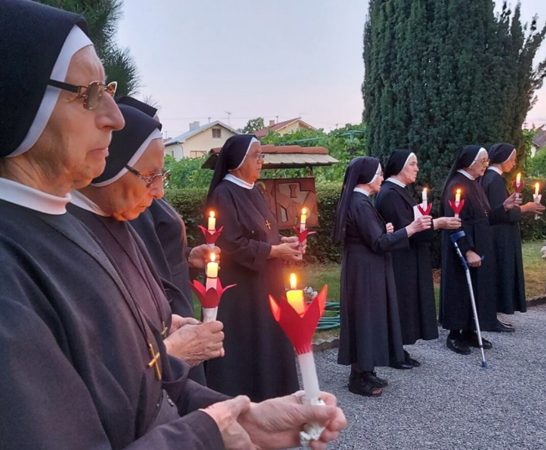 Procesija na Veliku Gospu