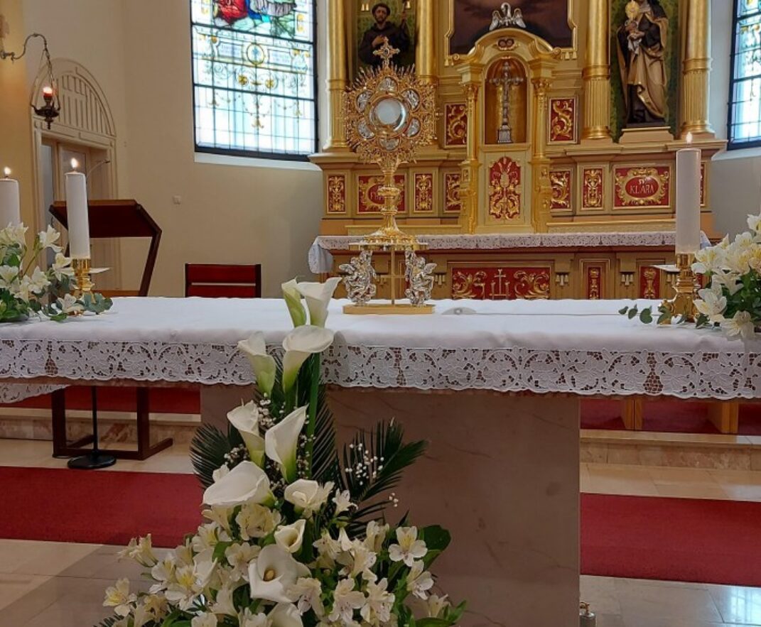 40 satno klanjanje u samostanskoj crkvi u Đakovu