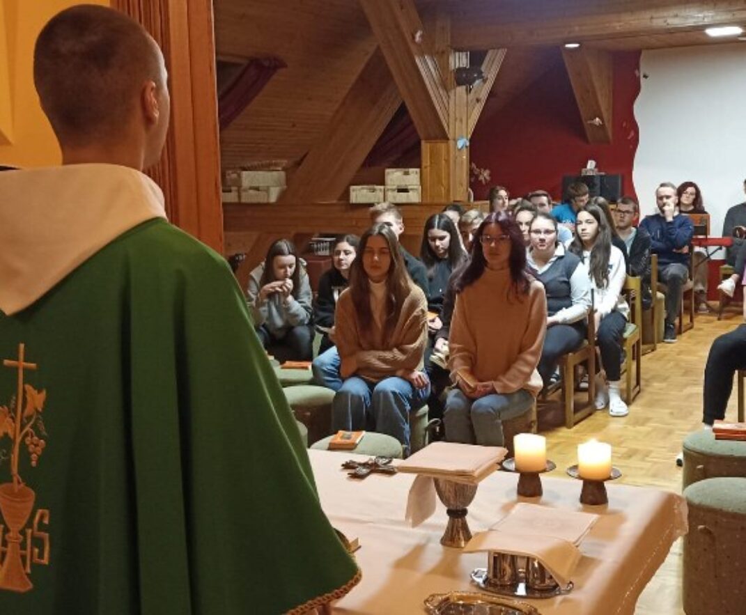 Duhovna obnova Frame Đakovo