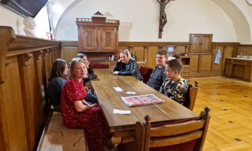 Susret kandidatica sa mladima iz Frame Našice