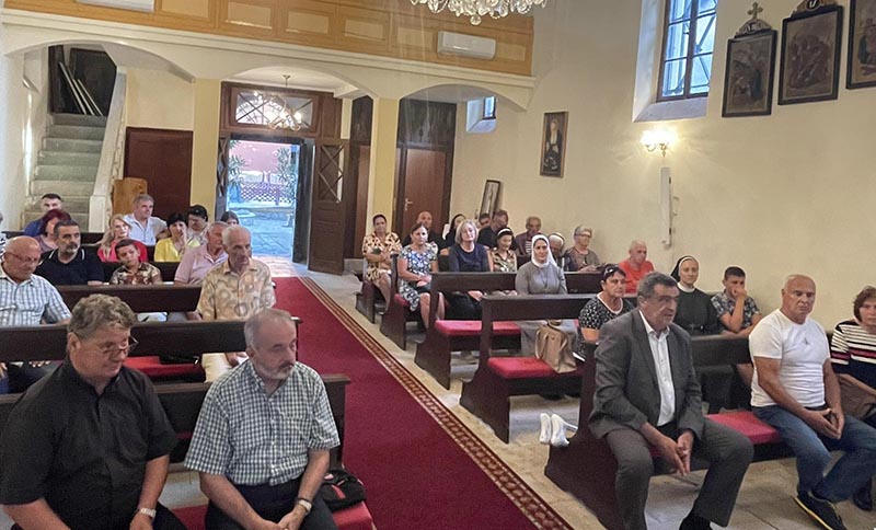 Trenutno pregledavate Susret o ljudskom bratstvu – emotivna večer ispovijesti običnih ljudi – heroja