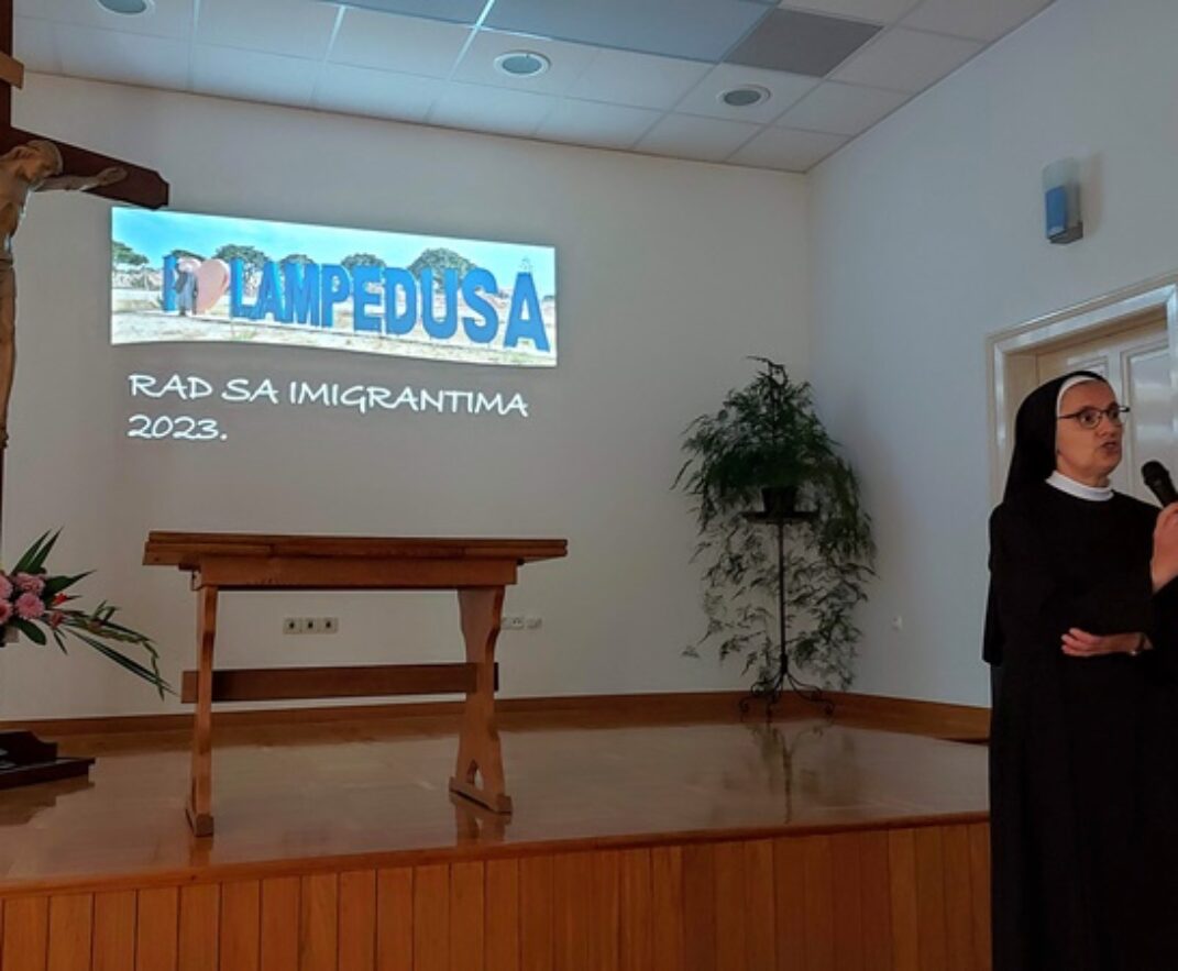 Sestra Danila Antunović u misiji na Lampedusi, Italija