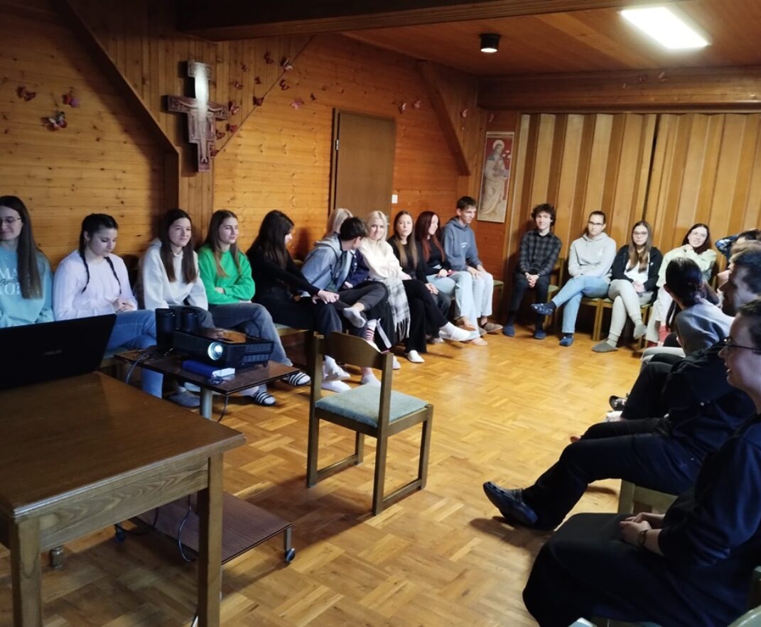 Učenici iz Osijeka u Domu mladih Betanija Đakovo