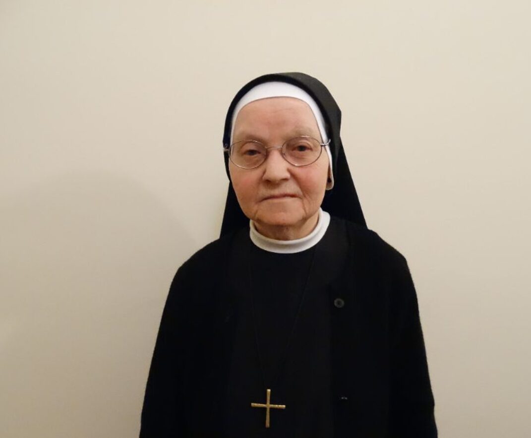 s. Lucinija, Lenka Mihaljević
