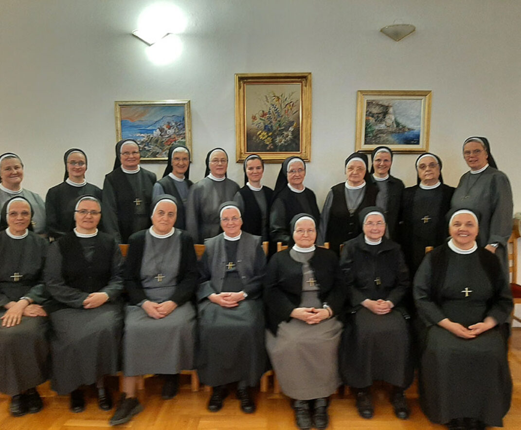 Posjet Domu majke M. Terezije (DMT)