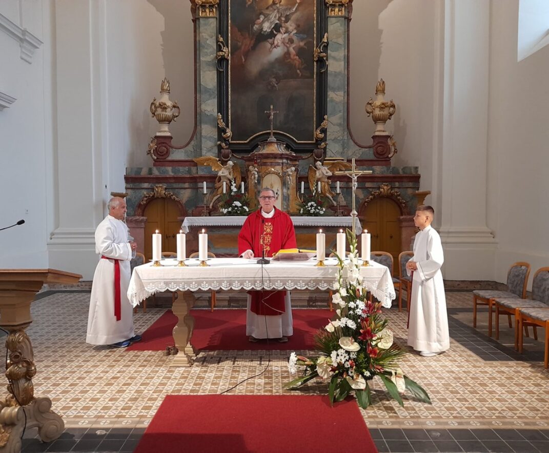 Križevo u zajednici sestara u Vinkovcima