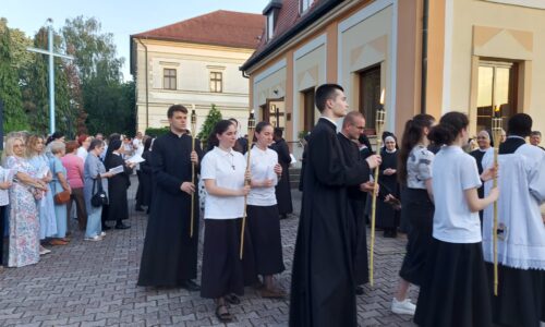 Duhovsko bdijenje u Đakovu