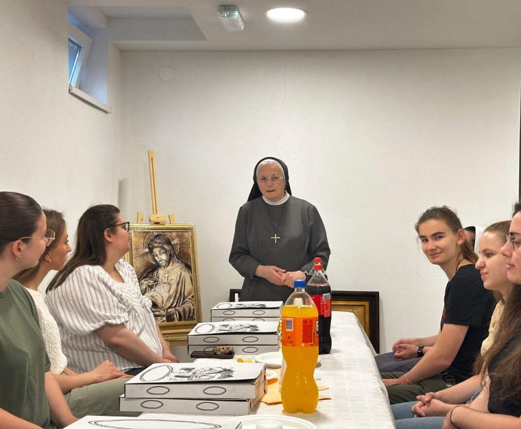 Oproštaj sa studenticama uz druženje prije ljetnih praznika