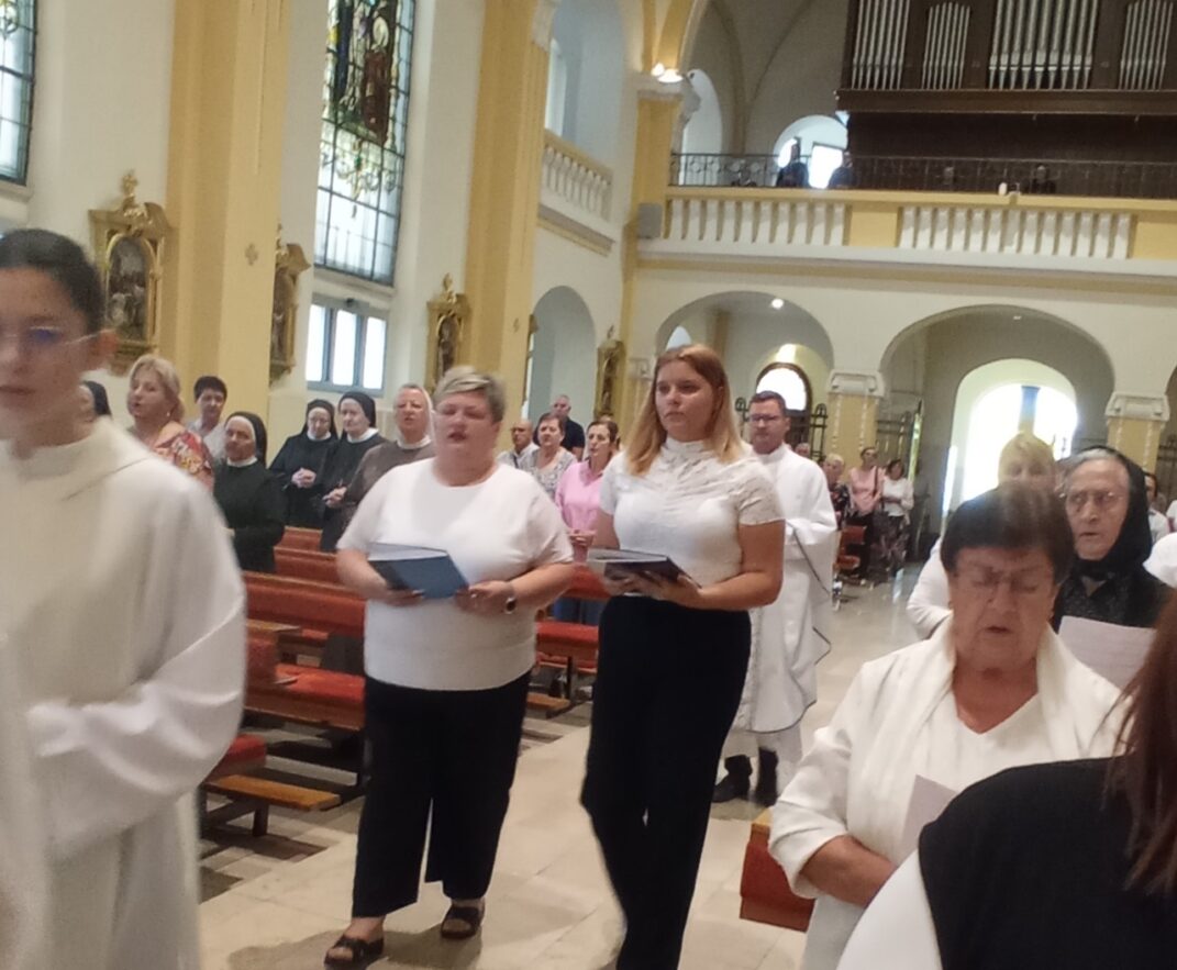 Hodočašće vjernika iz Selaca Đakovačkih blaženoj majci M. Tereziji Scherer