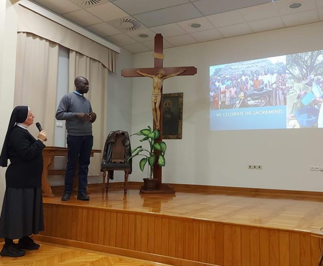 Svećenik Simon Peter Losire iz Ugande