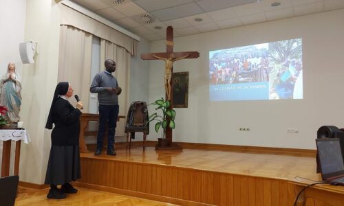Svećenik Simon Peter Losire iz Ugande
