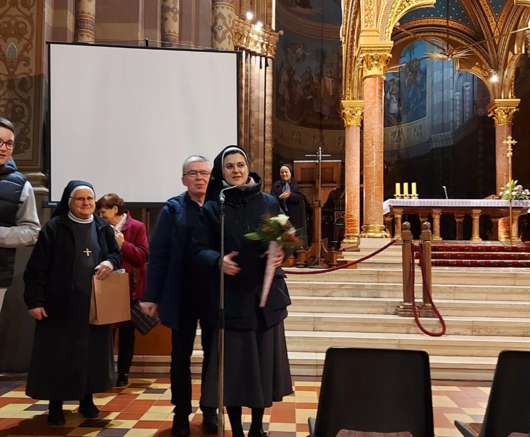 Koncert Via crucis u katedrali sv. Petra u Đakovu