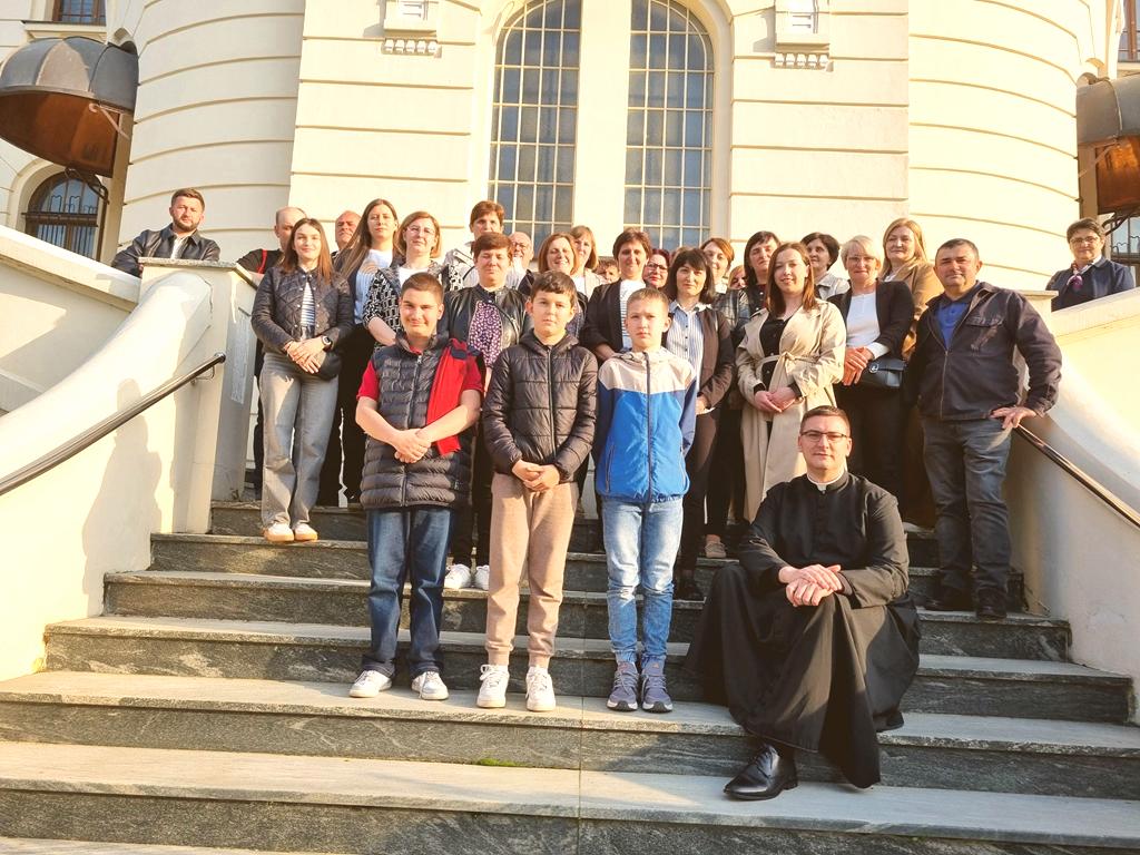 Trenutno pregledavate Sikirevčani hodočastili bl. majci M. Tereziji