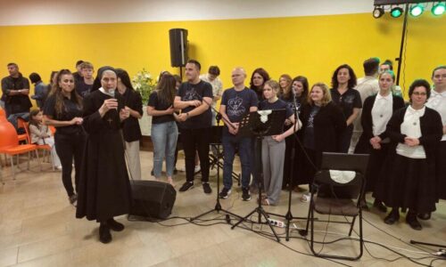 Humanitarni koncert „Srce na dlanu za Zlatnu dob“ ujedinio Đakovo u dobroti