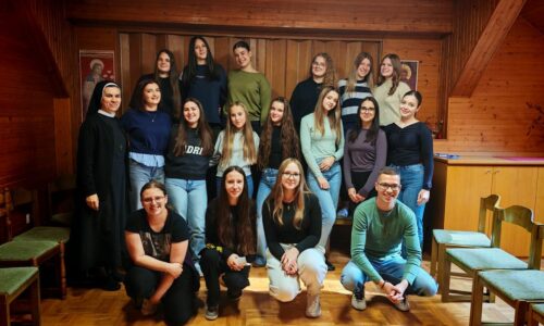 Duhovna obnova za srednjoškolce