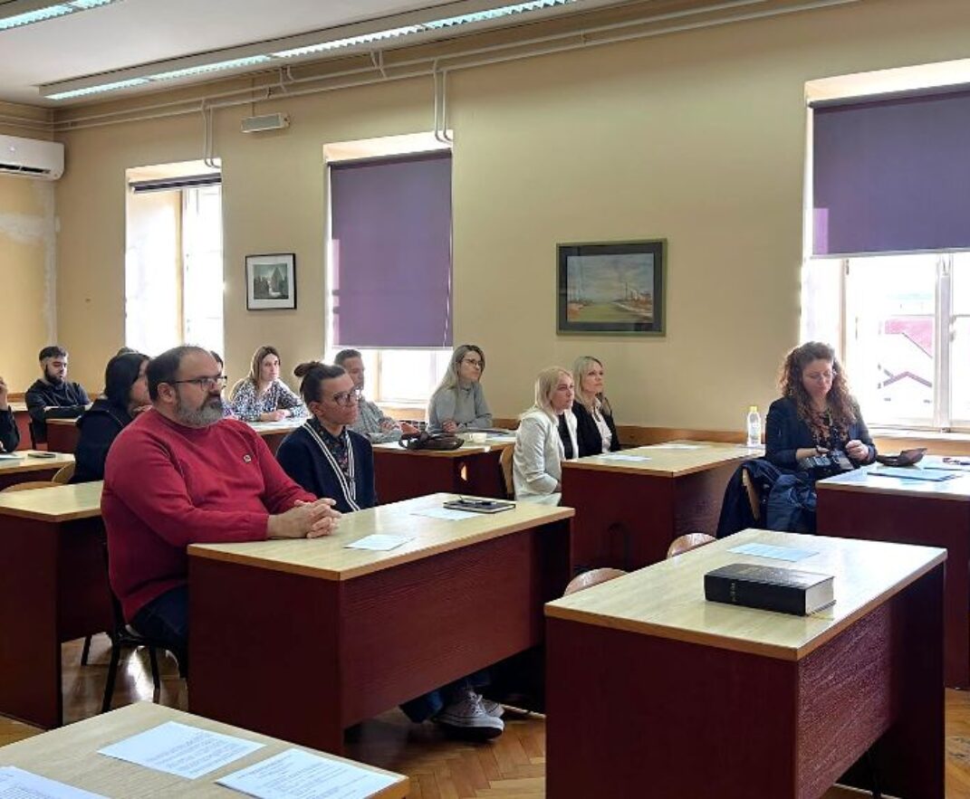 Informirati i formirati: poslanje župnih dopisnika i katoličkih medija